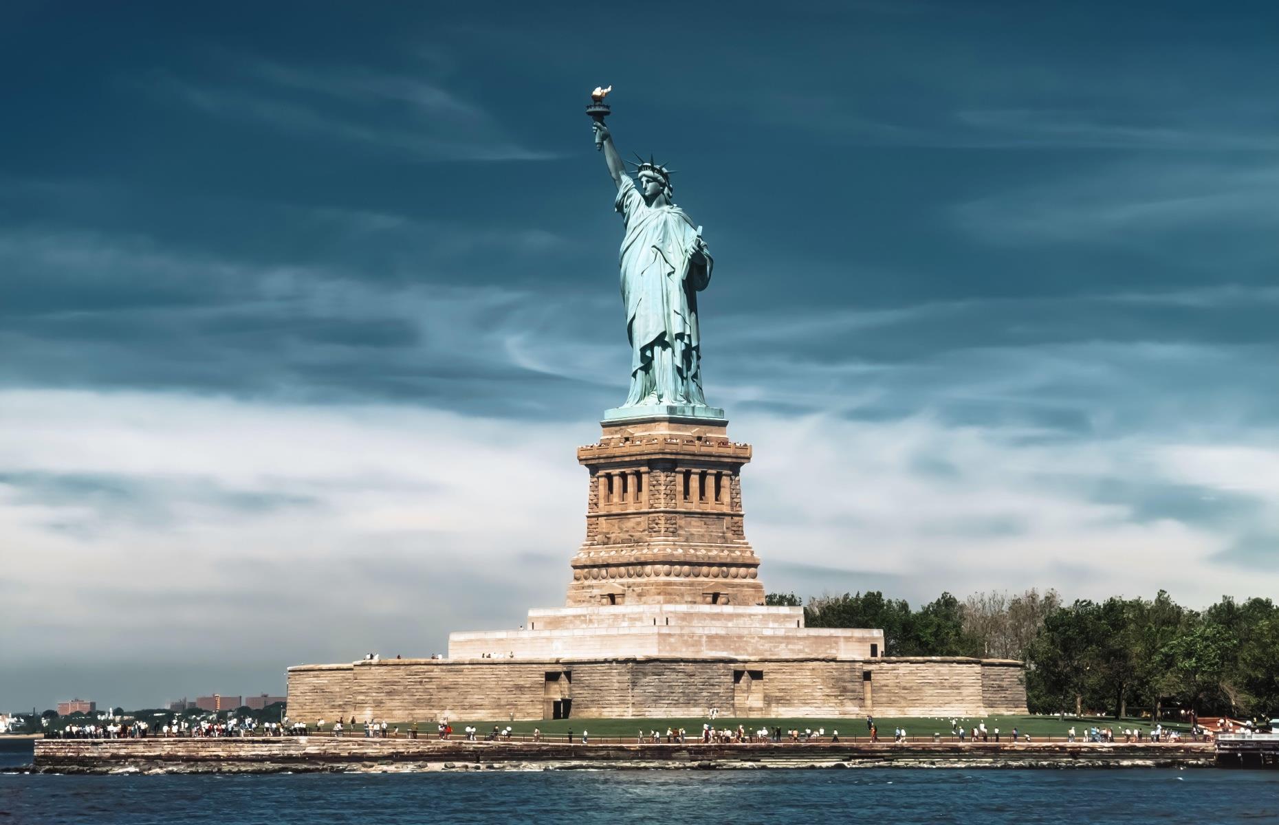 4. New York: Statue of Liberty, New York City